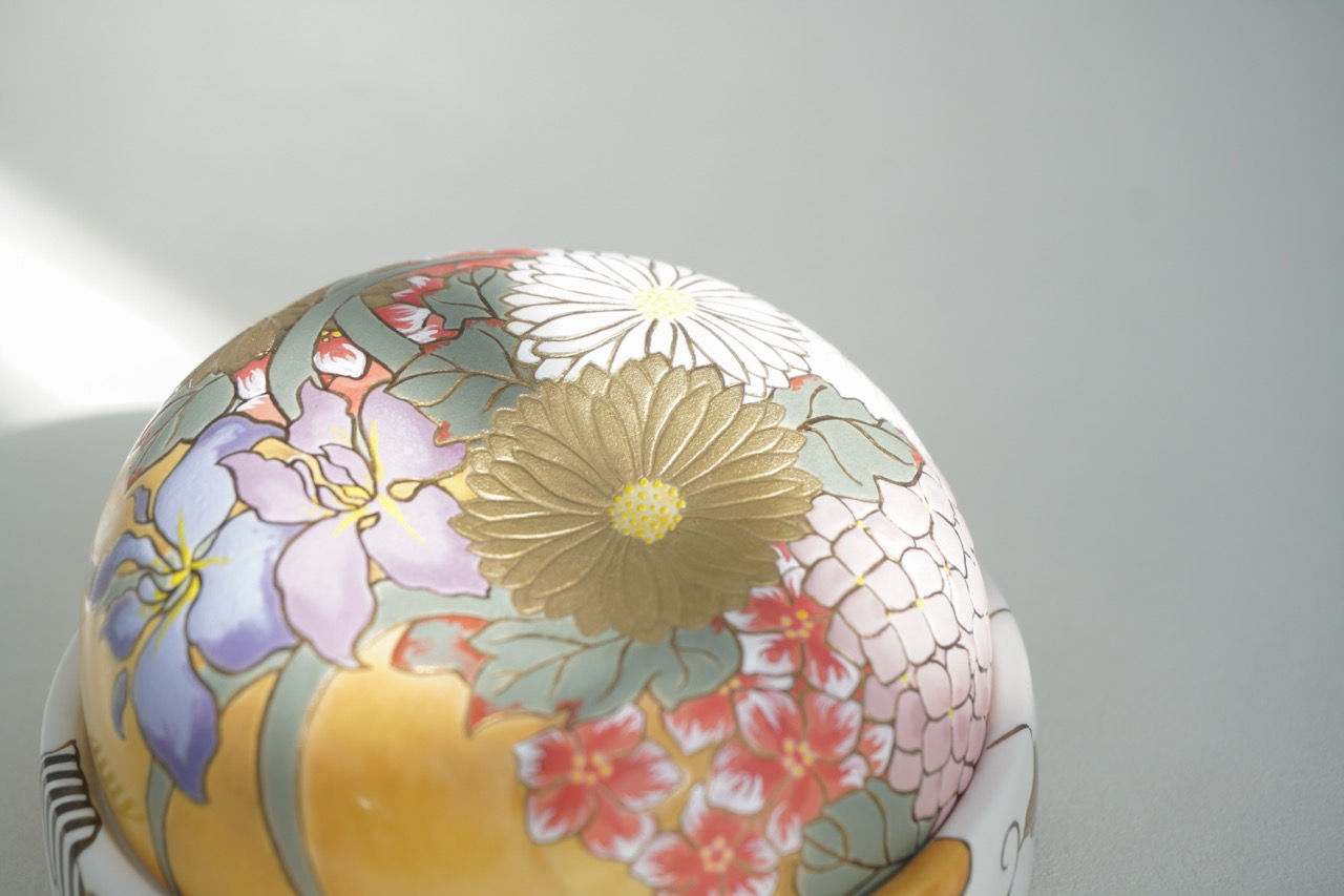 Ceramic plaque with colorful flowers