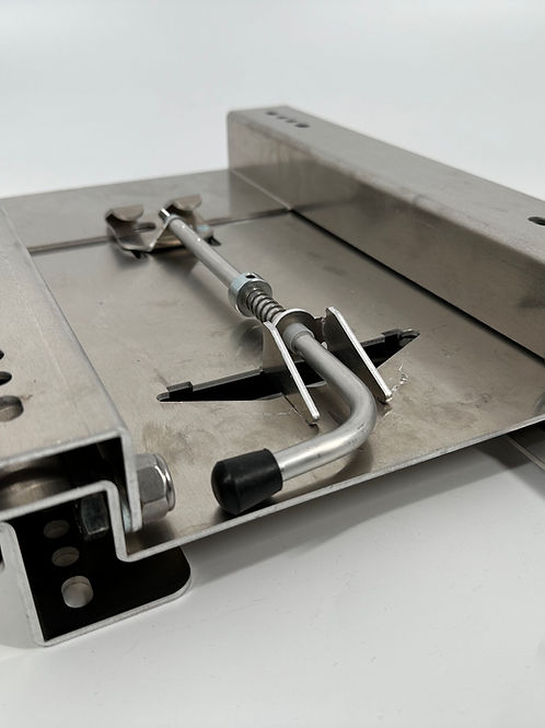 Sliding Top Raceway Sliding / Tilting Seat Runner | Classic-Race-Fab