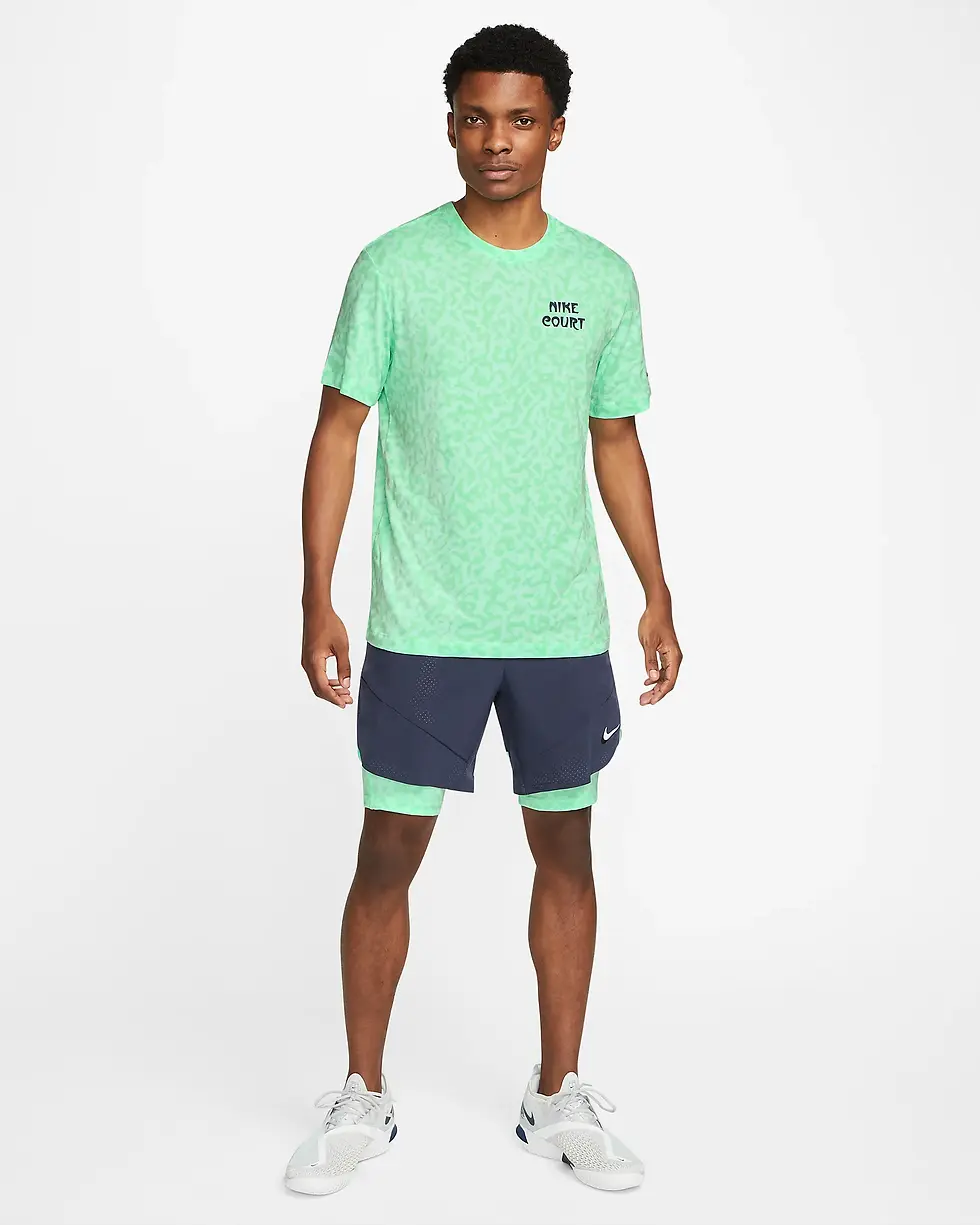 Thumbnail: NikeCourt Dri-FIT Men's Tennis T-Shirt