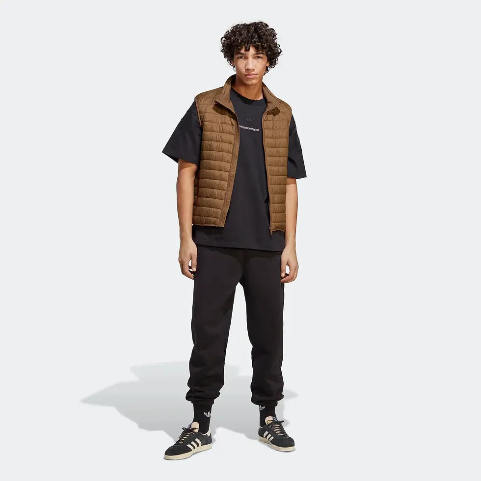 الصورة المصغرة: BLUE VERSION ESSENTIALS SWEAT PANTS Black