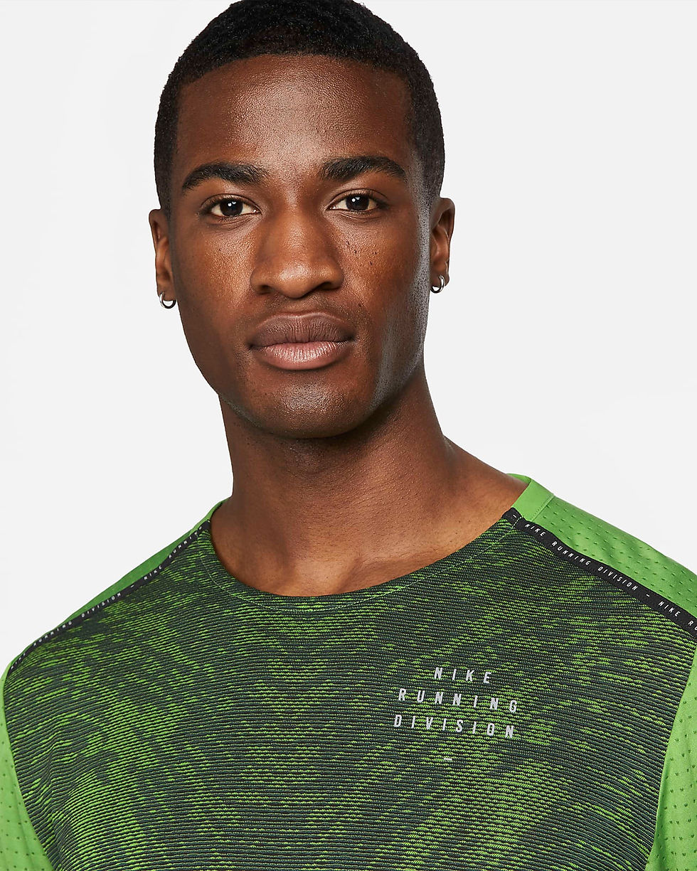 Thumbnail: Nike Dri-FIT Run Division Rise 365
Men's Short-Sleeve Running Top