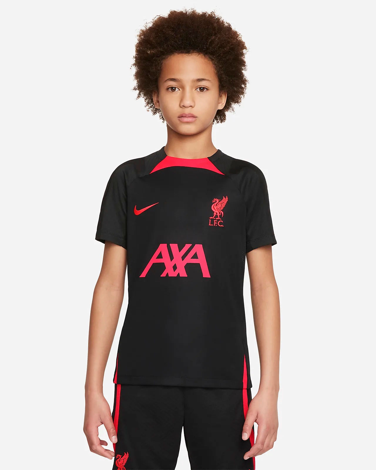 Sustainable Materials
Liverpool FC Strike
Big Kids' Nike Dri-FIT Short-Sleeve