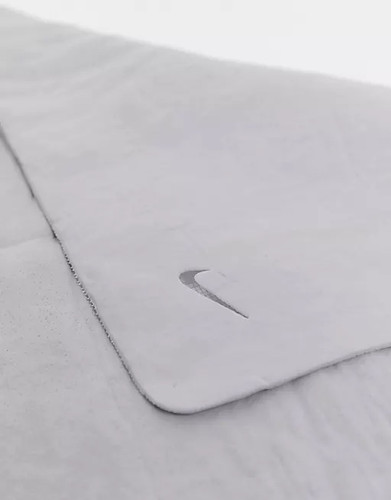 nike hydro towel