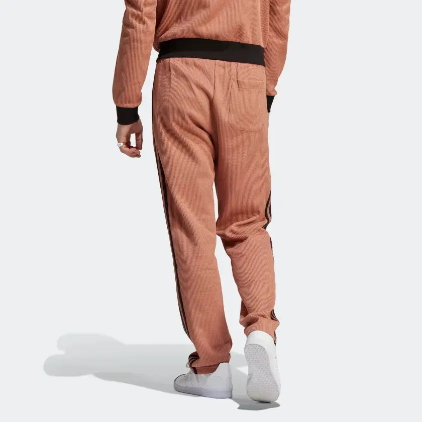 الصورة المصغرة: ADICOLOR CLASSICS WAFFLE BECKENBAUER TRACK PANTS Clay Strata / Black