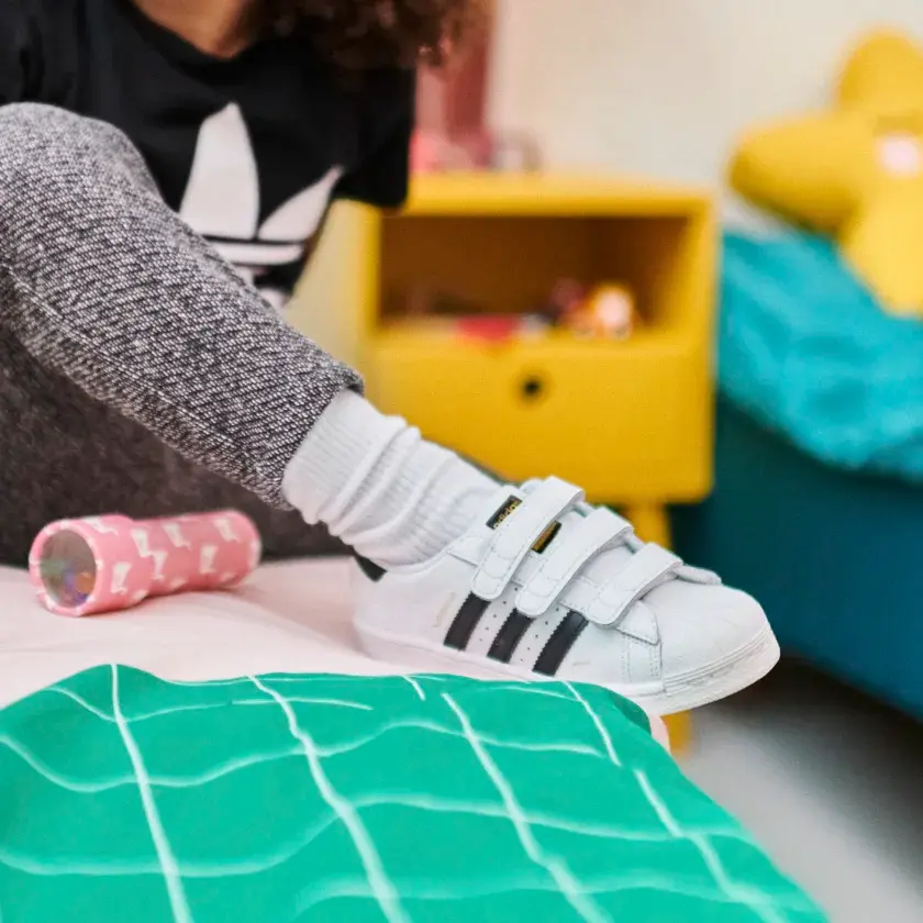 الصورة المصغرة: SUPERSTAR SHOES Cloud White / Core Black / Cloud White
