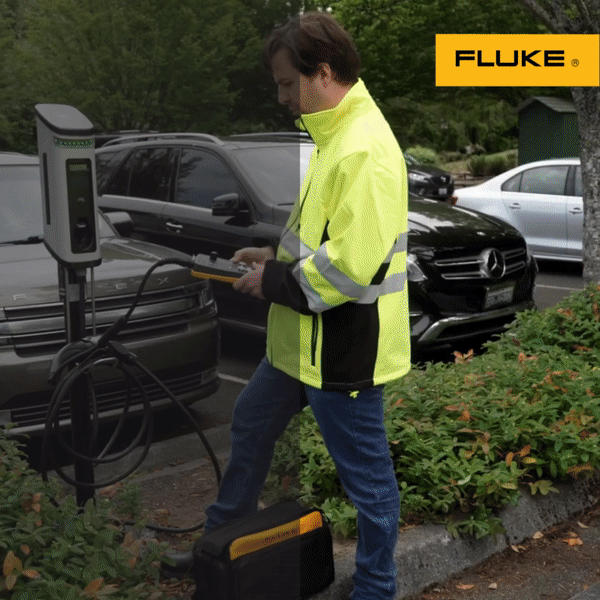 flk-230473-en-emea-EV-awareness-social videos - 1664FC 1.gif