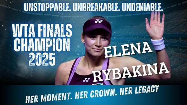 Eine Grafik, die die Siegerin der WTA Finals 2025 Elena Rybakina zeigt, mit dem Spruch "Her Moment. Her Crown. Her Legacy"