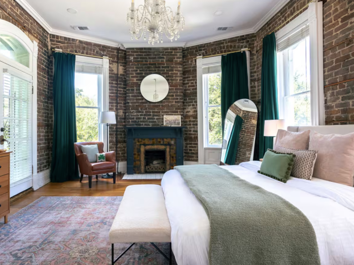 Thumbnail: Savannah Retreat