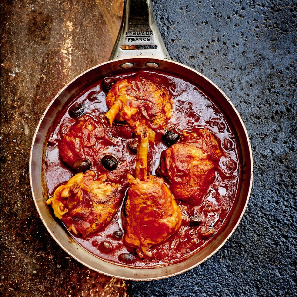 Cuisses de poulet mijotées à la tomate