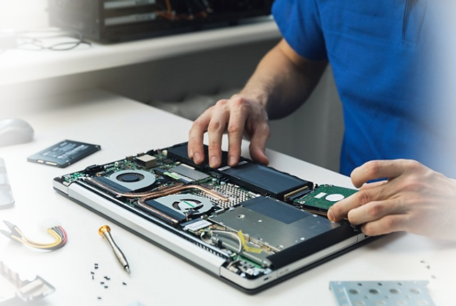 laptop repair technician - local company Chesterfield
