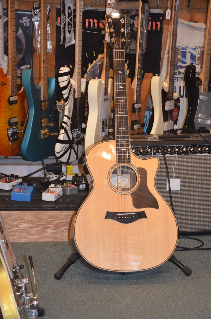 Taylor 814 ce