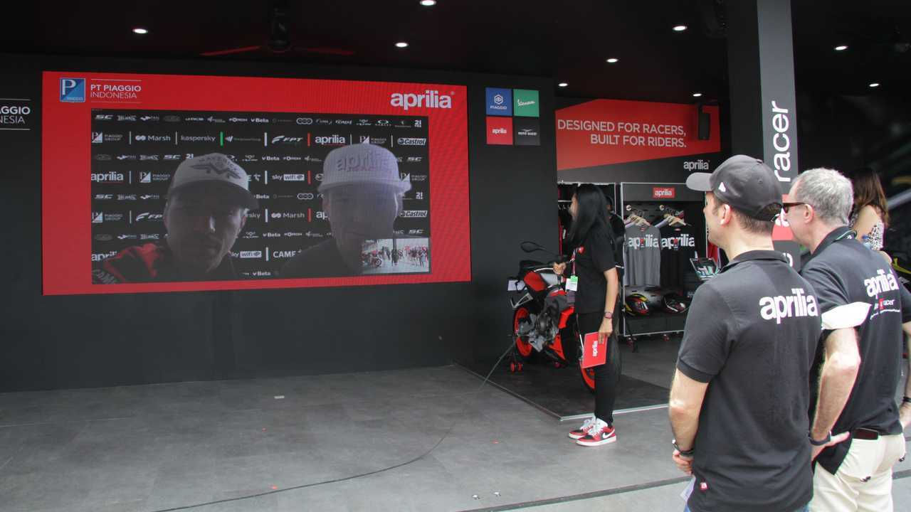 virtual-meet-and-greet-bersama-dua-pembalap-aprilia..jpg