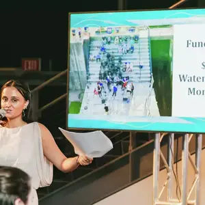 Jordan Dunn auctioneering at the Albany Symphony during the fund-a-need