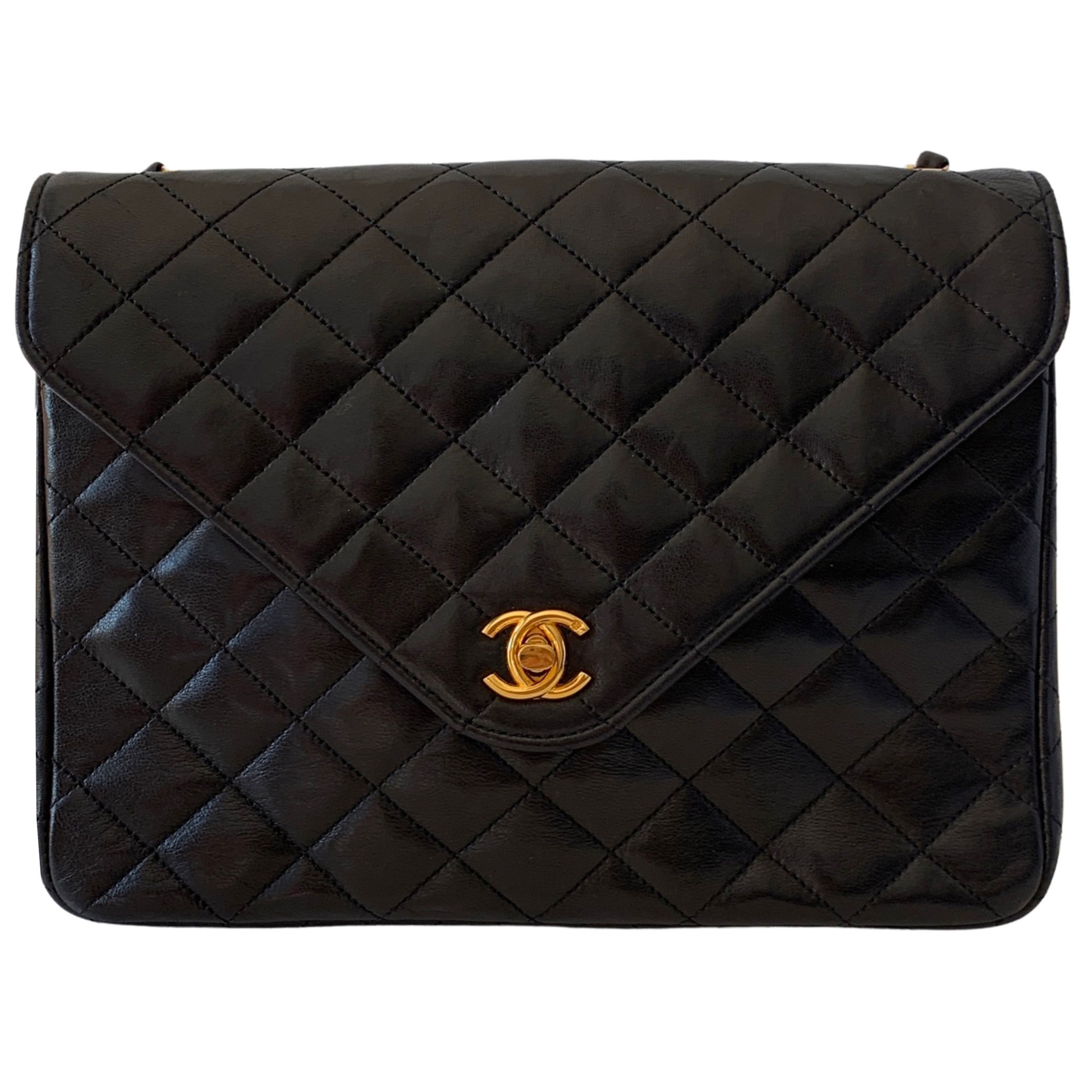 CHANEL MATELASSE BLACK FLAP BAG