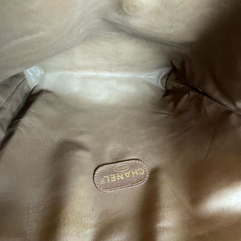 Miniatyrbilde: CHANEL VINTAGE BROWN CLUTCH GHW