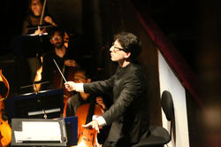 L'Orchestre Philharmonique de Nice sous la direction de Léonard Ganvert