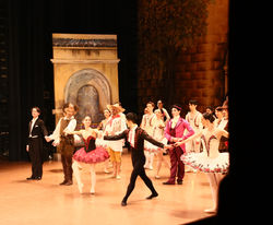 Chef, solistes et ballet