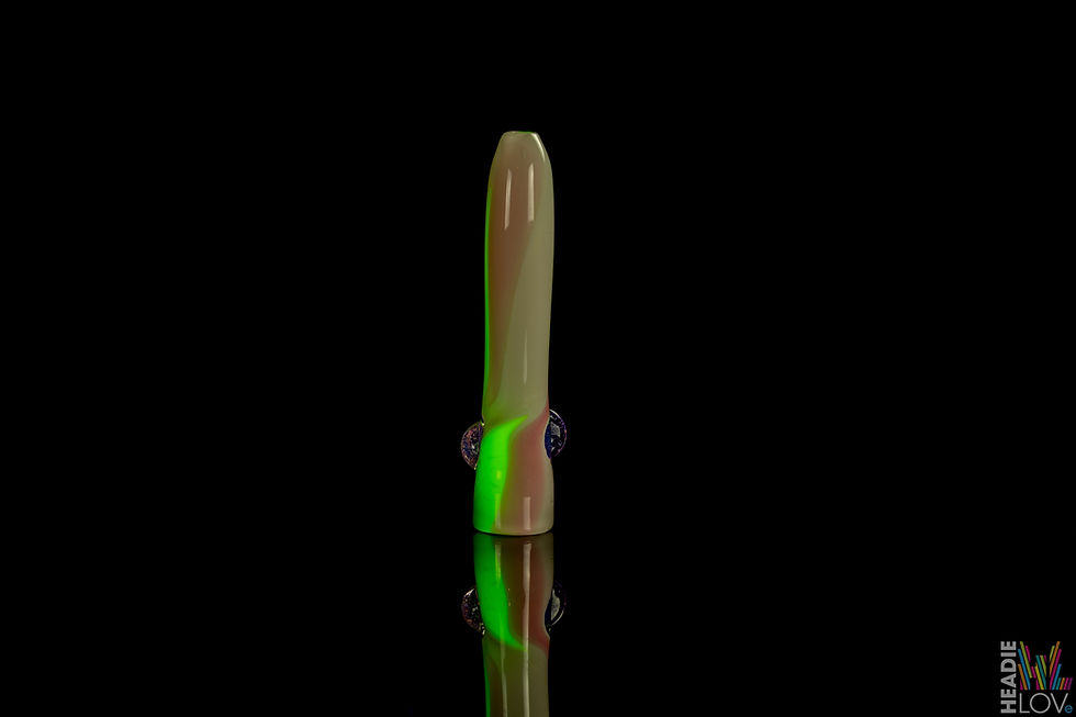 Thumbnail: Bambi_glass cotton candy chillum (C)