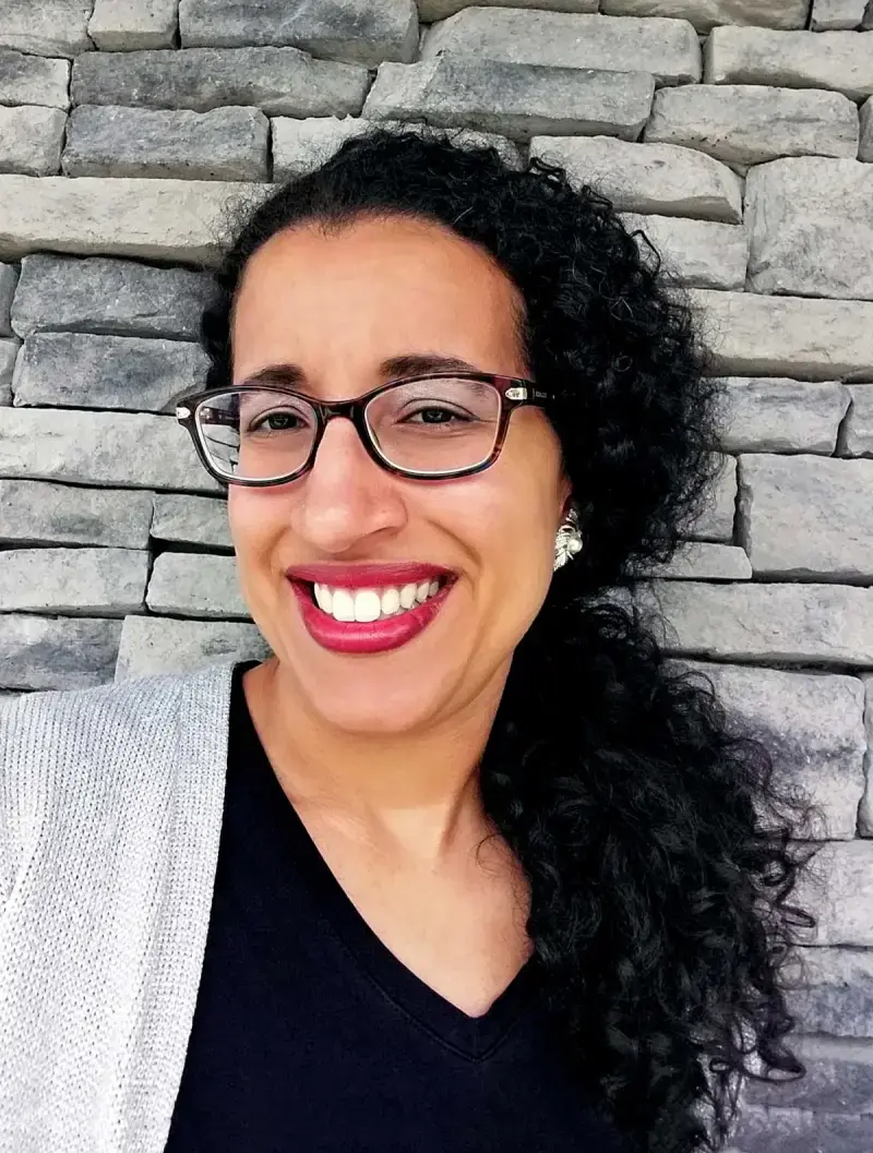 Author Amanda C. Bauch
