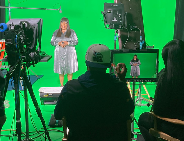 Mentoring Queens 1 green screen_edited.j