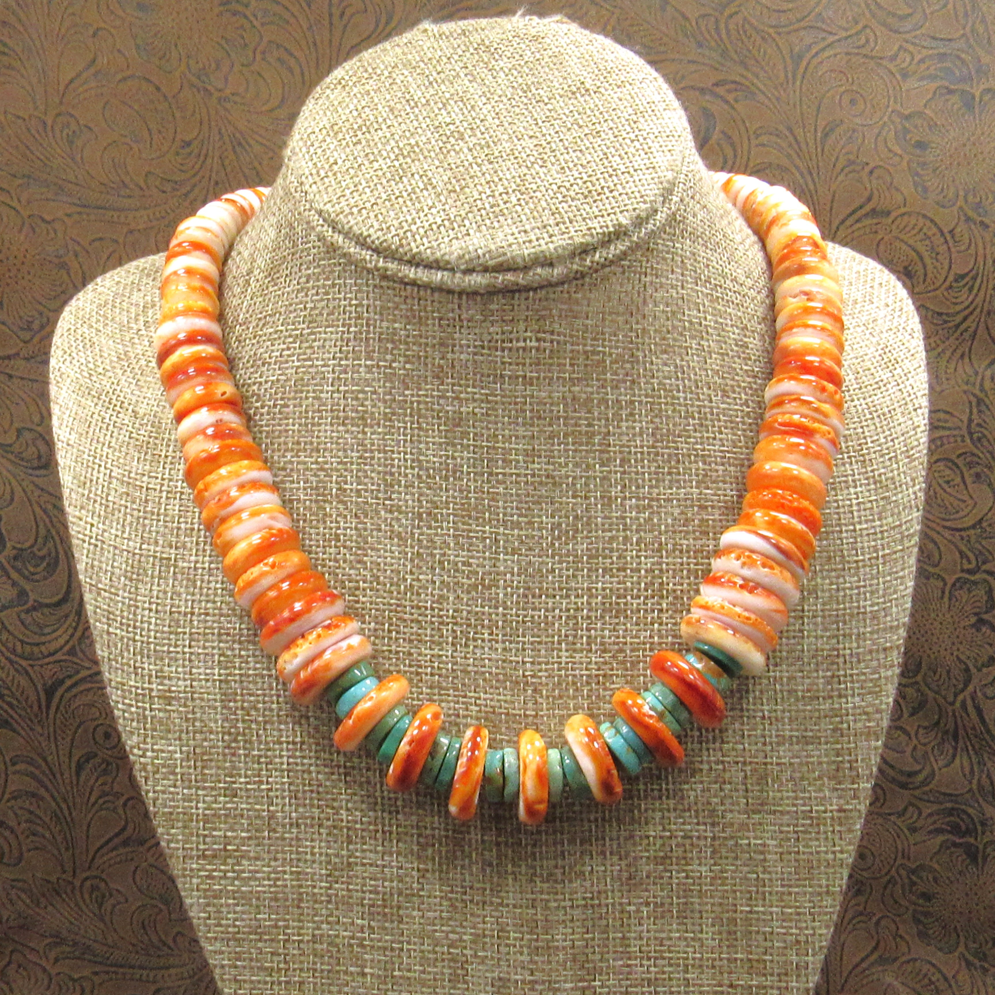 *Stunning Orange Spiny Oyster and Green Turquoise Beaded 20.5" Necklace