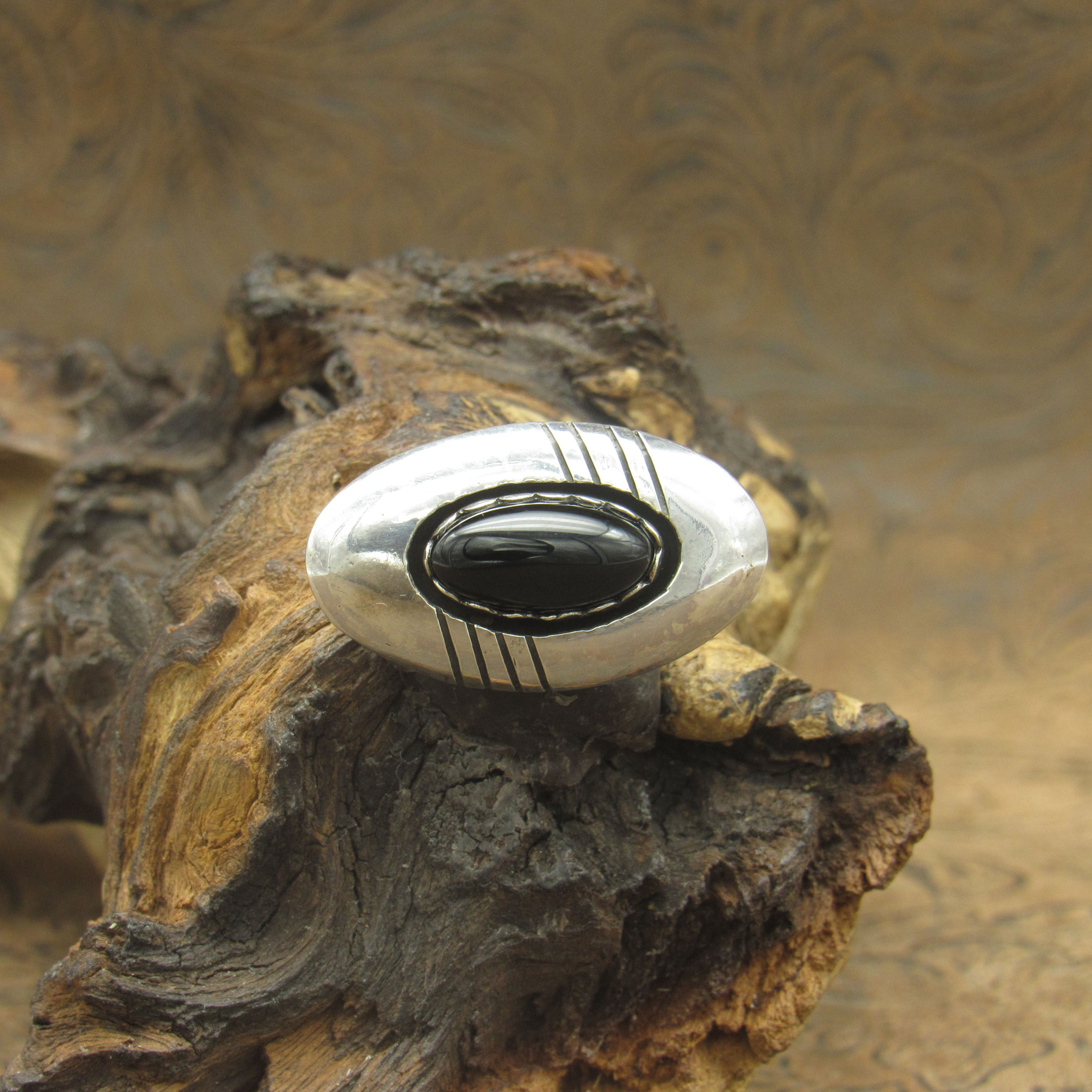 Sterling Silver Oval Onyx Shadowbox Pin