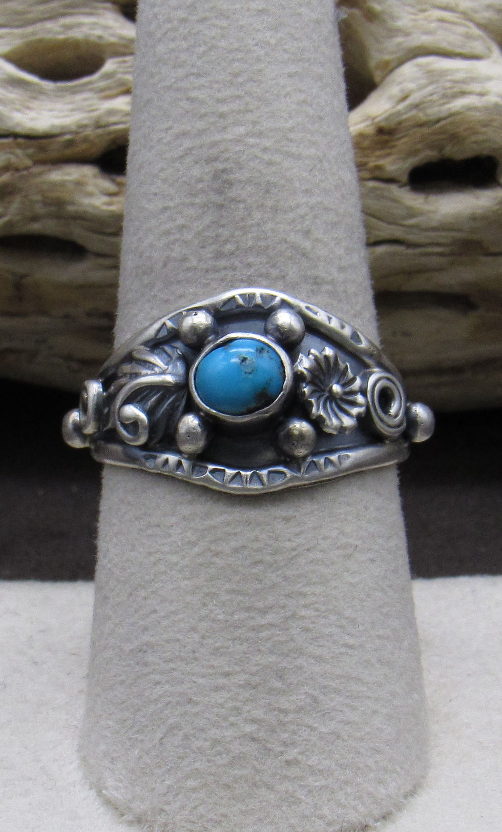 Dainty Turquoise Ring Size 9