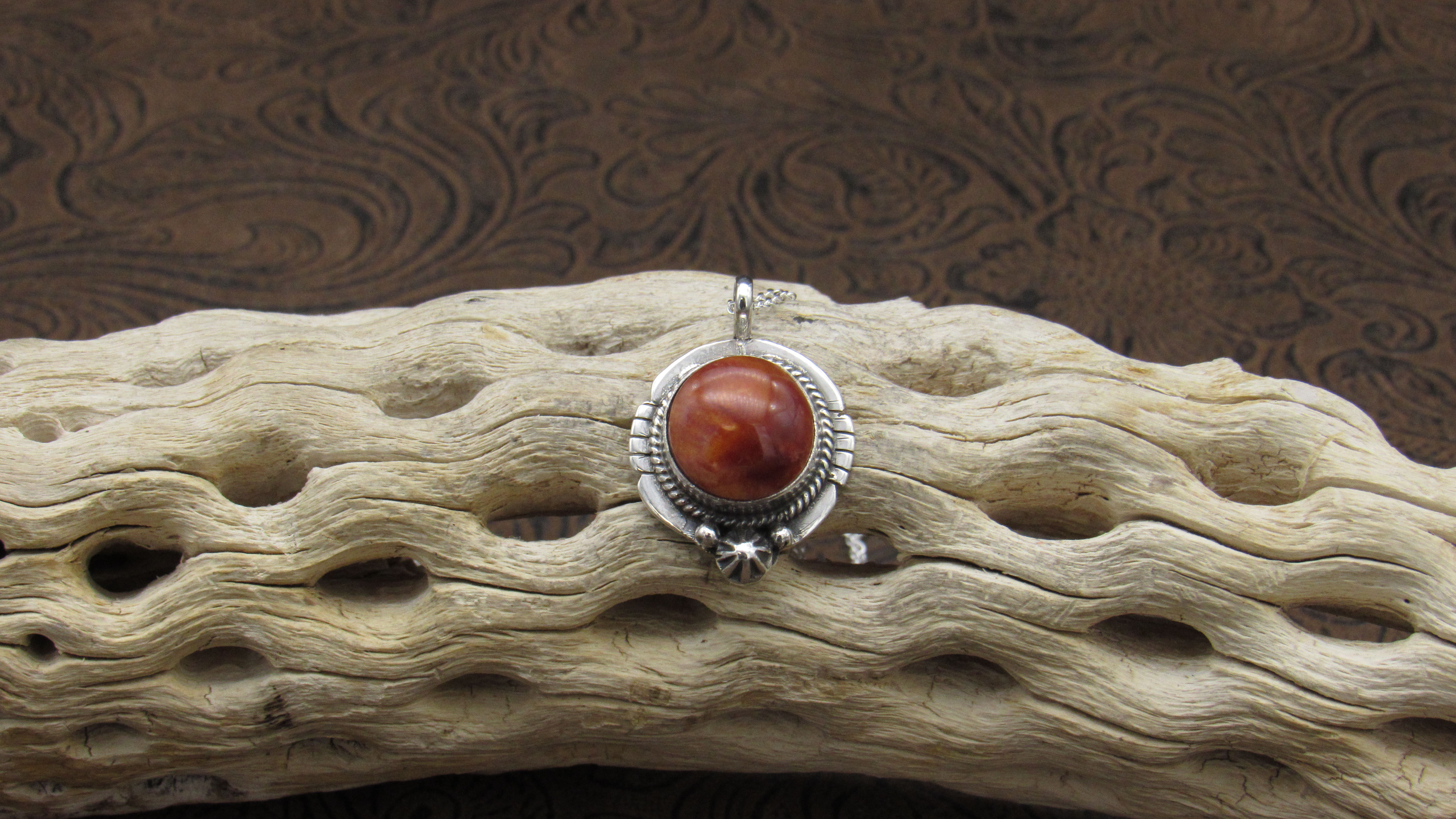 Sterling Silver Spiny Oyster  Necklace