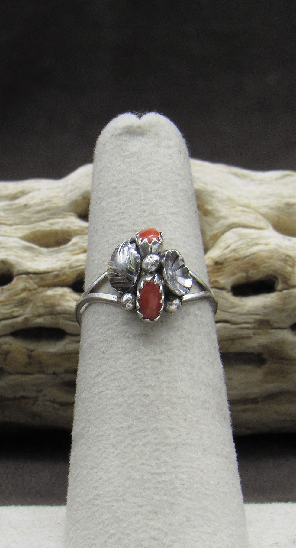Dainty Coral Flower Leaf Ring Size 5 1/2