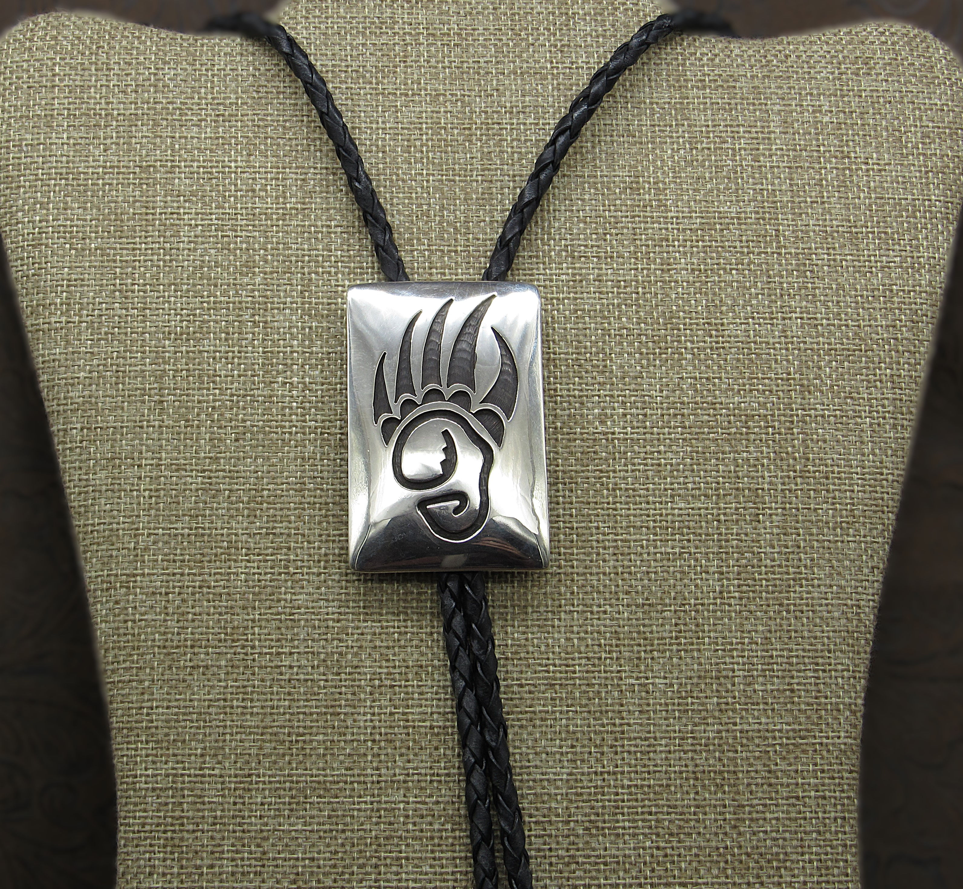 *Sterling Silver Hopi Bear Claw Bolo By Cedric Navenma Kuwaninvaya