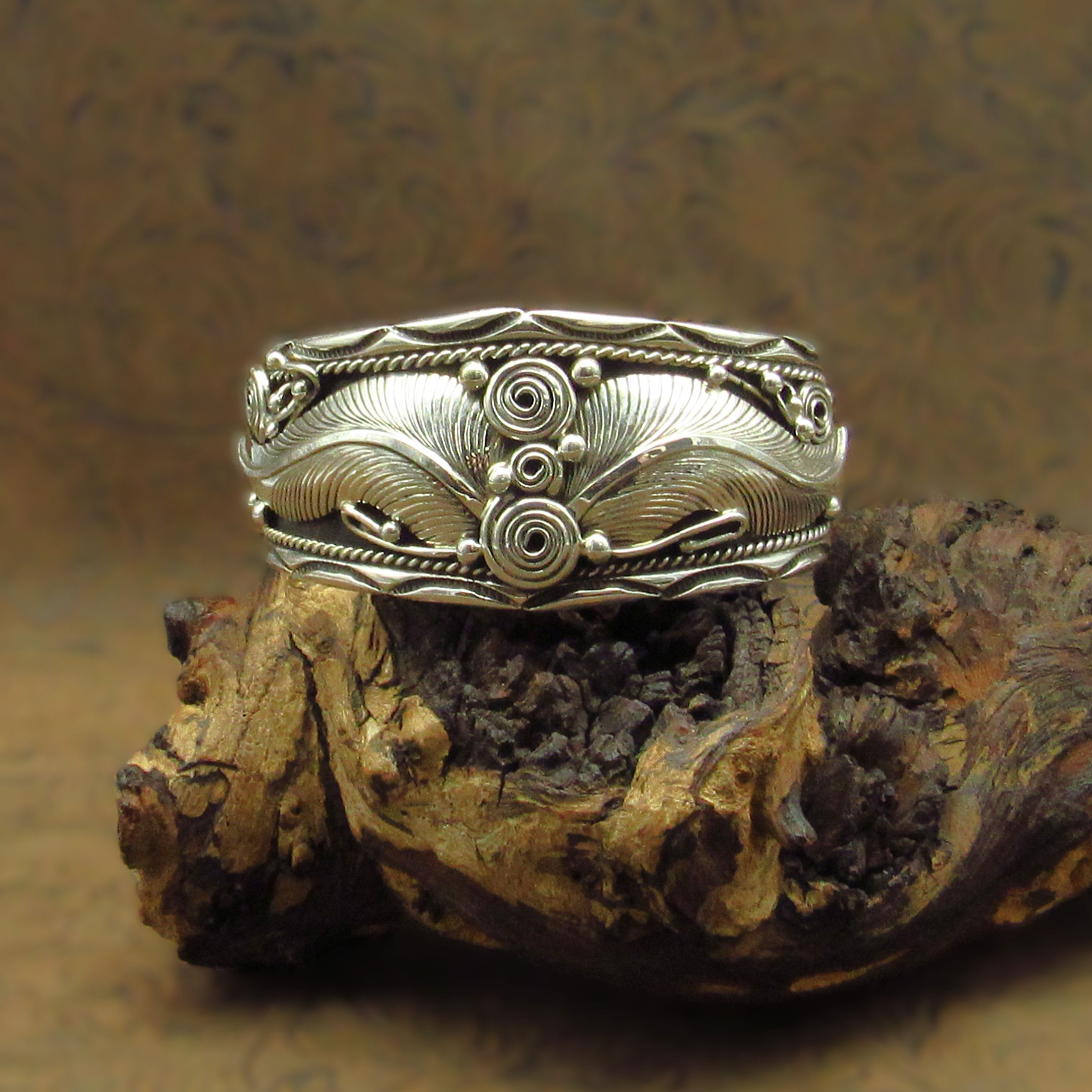 Gorgeous Bold Feather Sterling Silver Navajo Cuff Bracelet