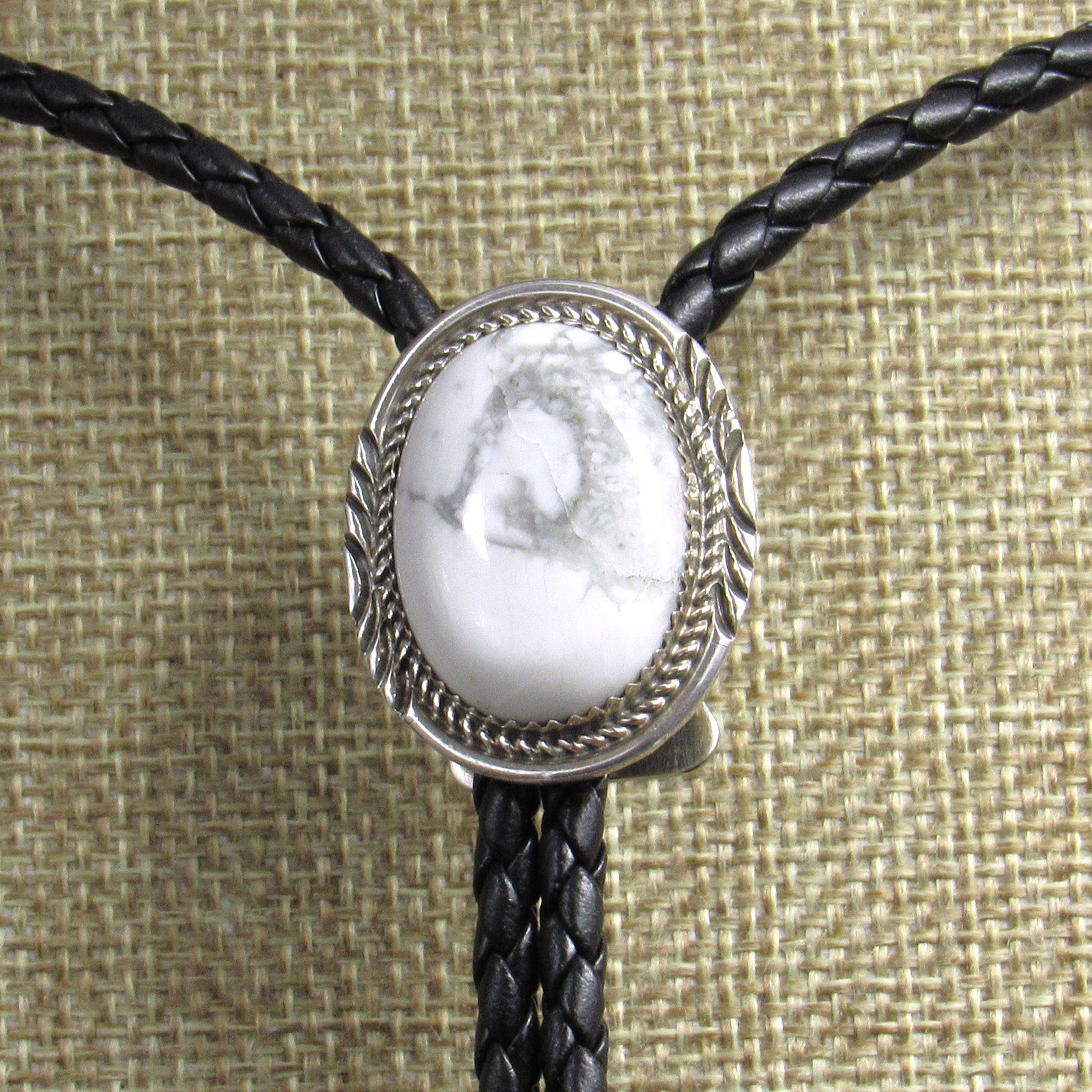 *Southwest Style Howlite and Sterling Silver Bolo Tie