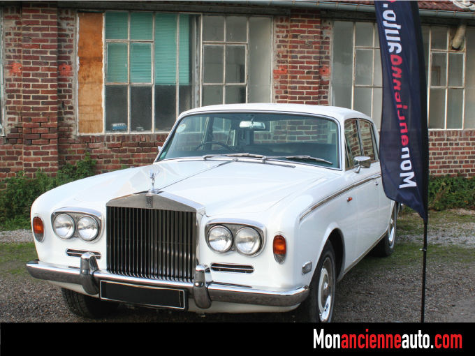 Rolls Royce silver shadow vue devant