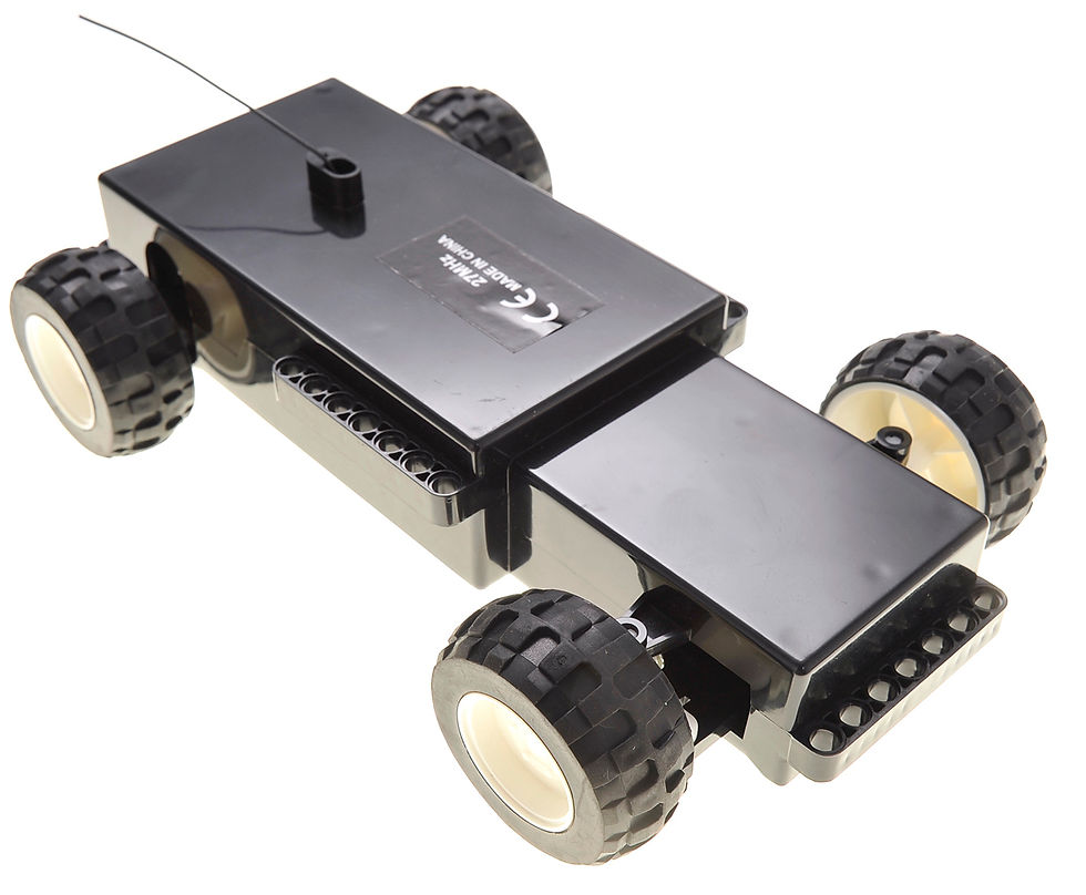 Thumbnail: Robot Race Car Construction Set