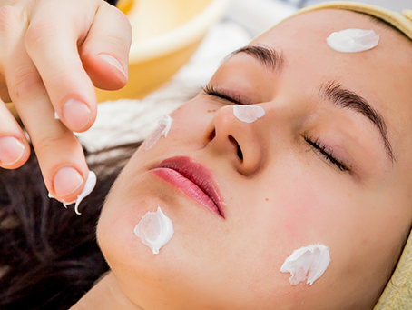Can Acne Treatment Help You Regain Confidence?