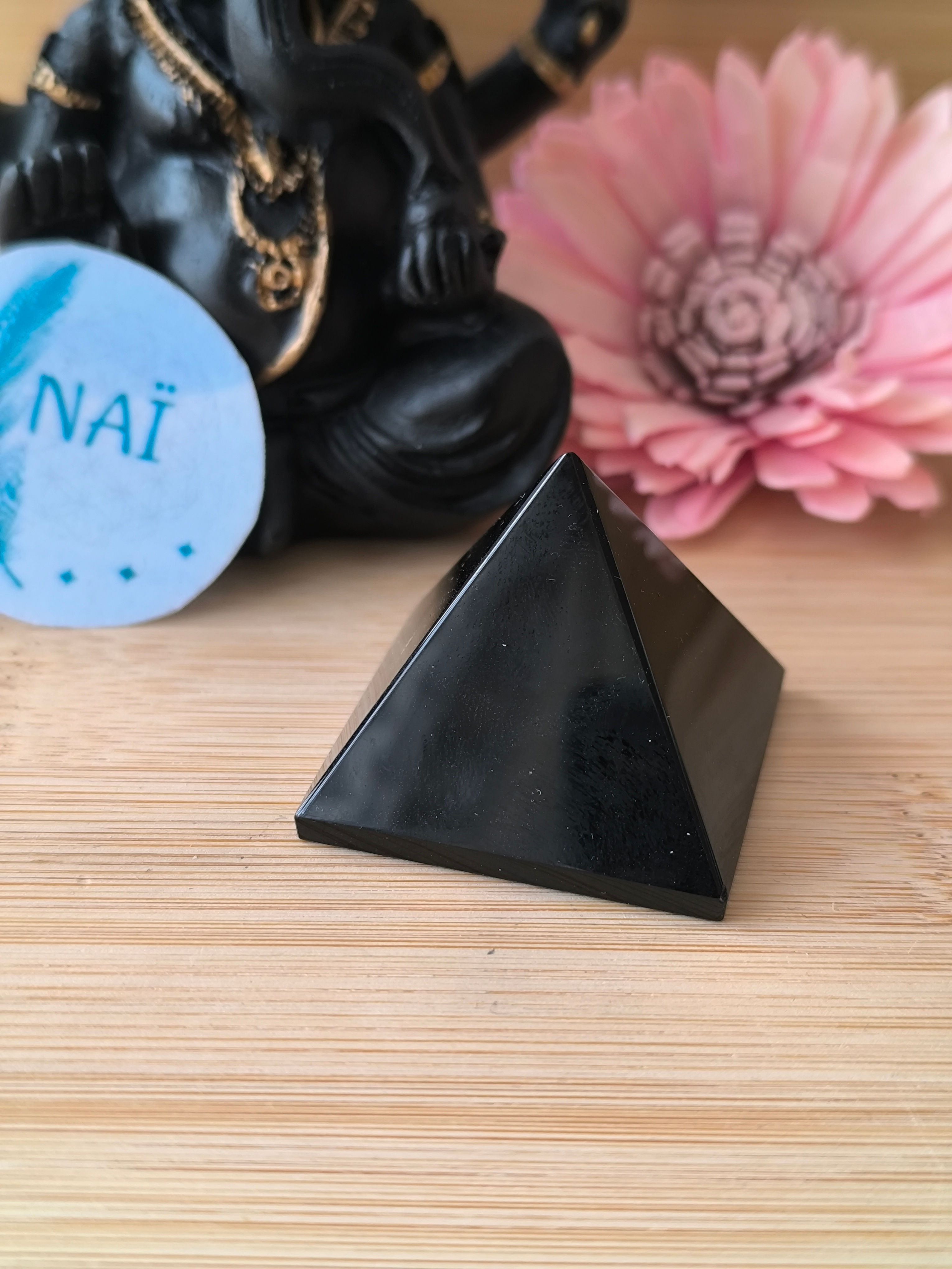 Pyramide Obsidienne noire