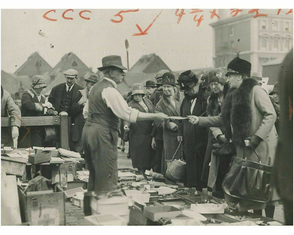 Photography Caledonian Market, London, Advertising c. 1930