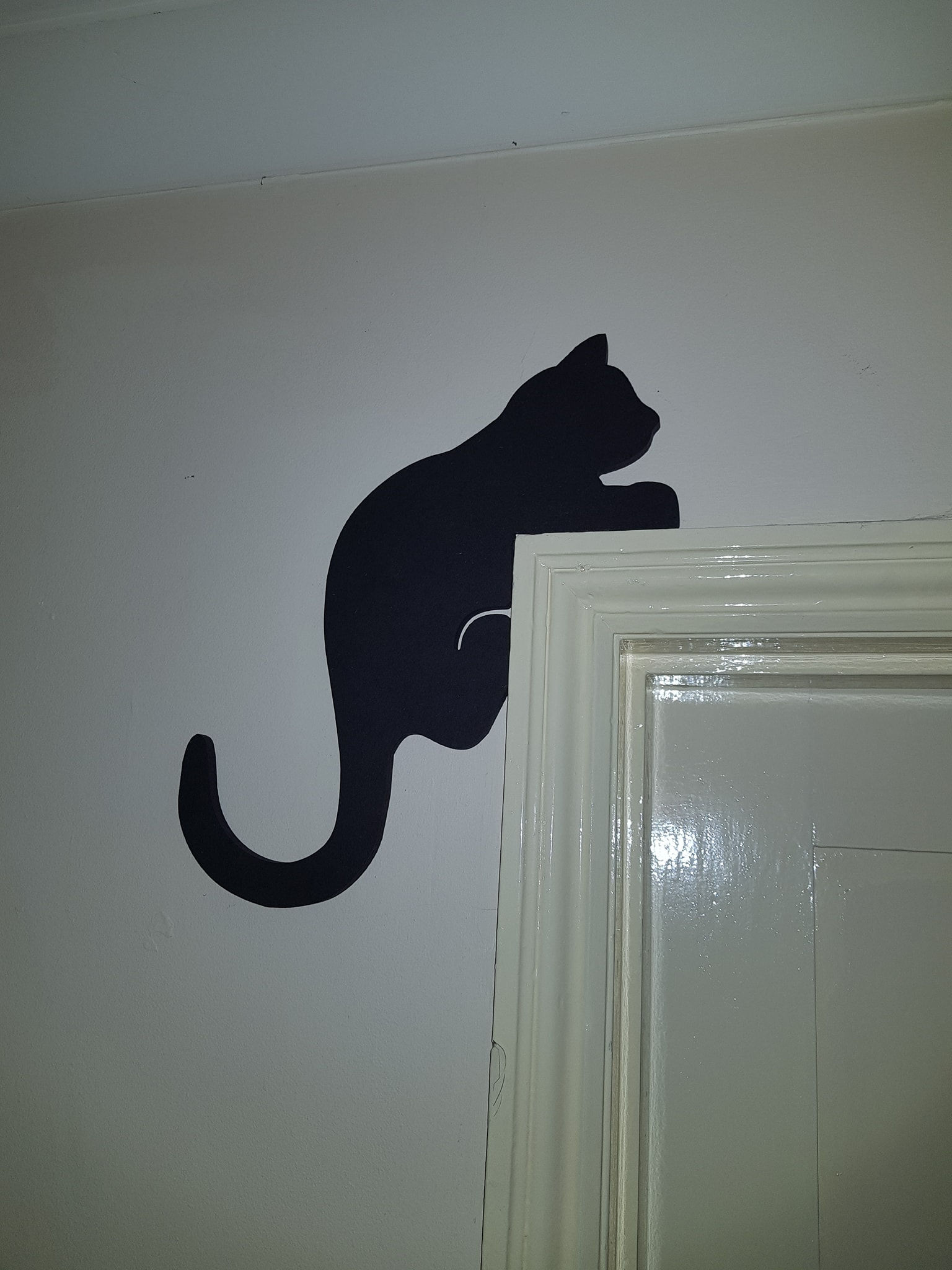 Silhouette Cat Door Frame Topper Art