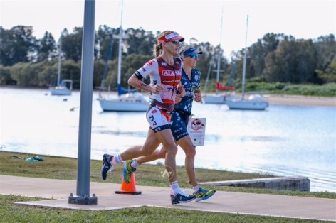 In sync- side by side with Caroline (Pic Wistup)