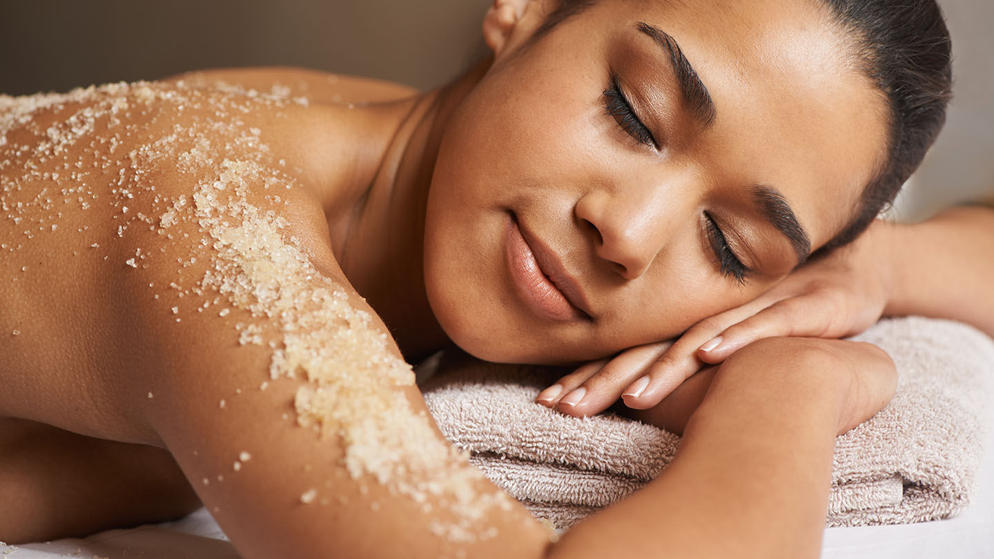 This client soaking in pure bliss during our signature exfoliation body scrub treatment. Designed to smooth, hydrate, and renew your skin from head to toe.