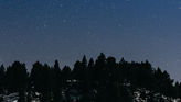 Buiten slapen in een tent in Lapland