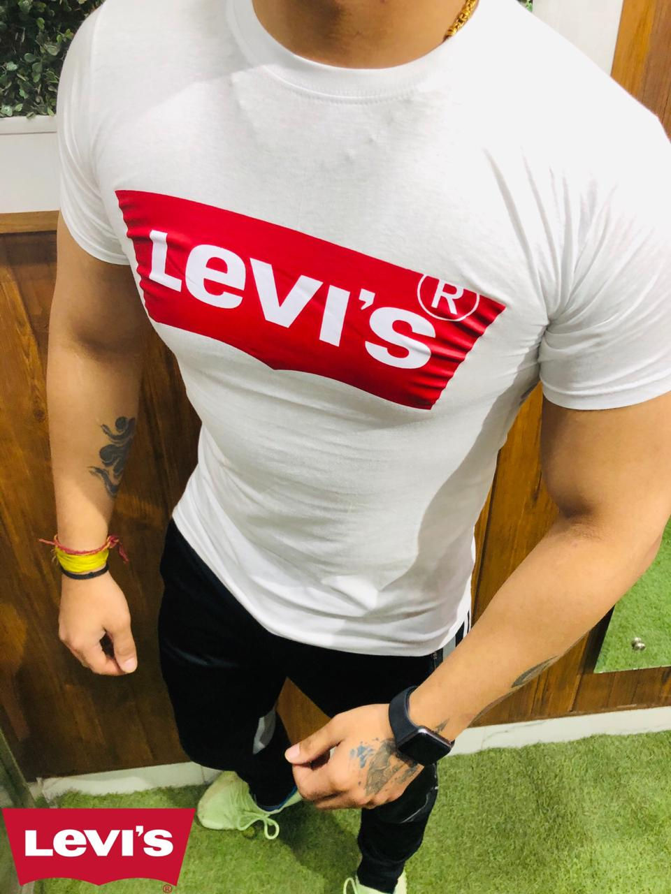 LEVI’S
