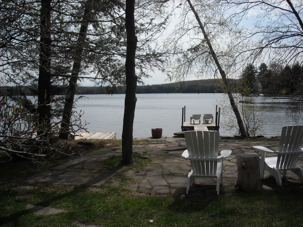 Cottages and Rates Lakefront Cottages Poconos, Pennsylvania