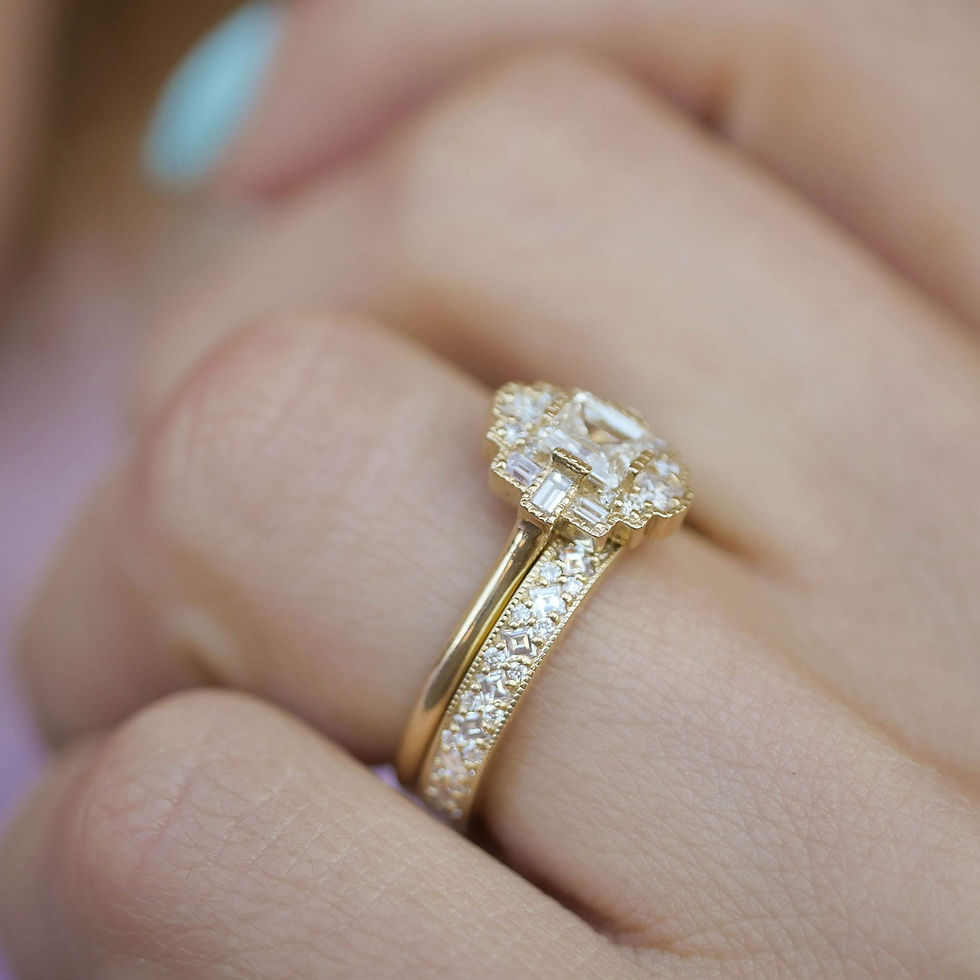 Thumbnail: Carré & Round Milgrain Diamond Mosaic Ring