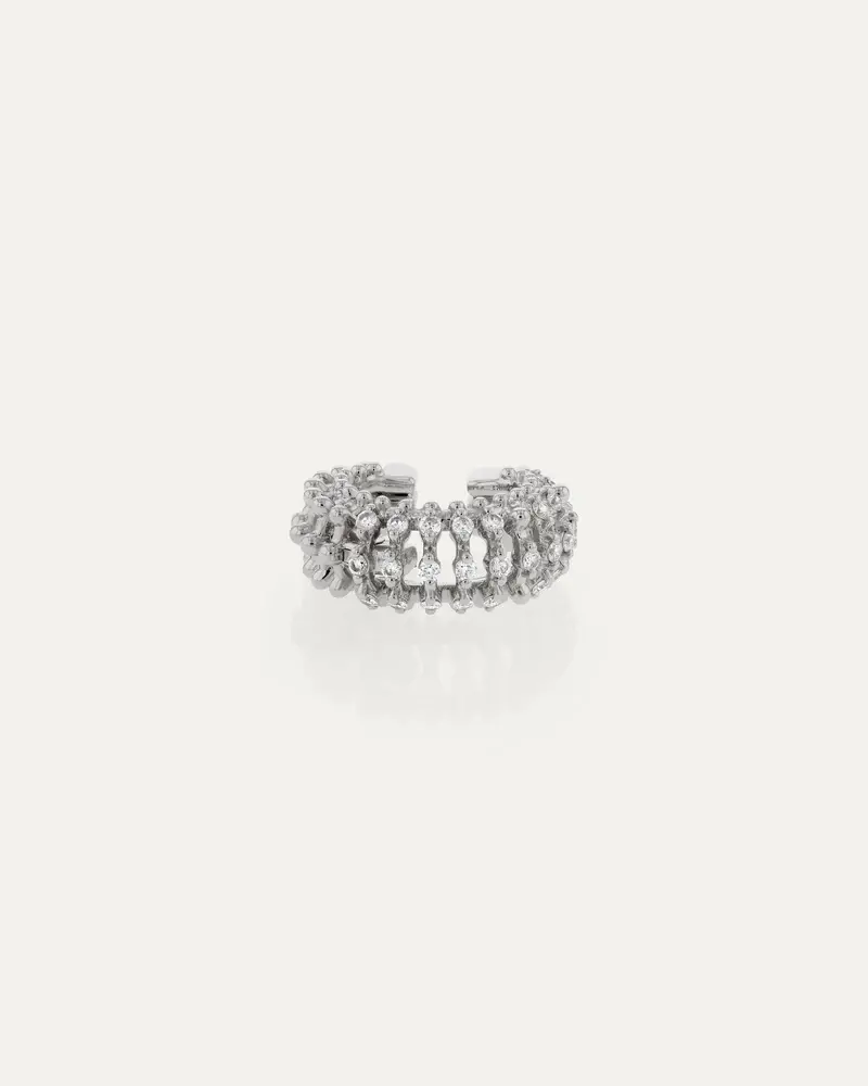 diamond-medusa-ear-cuff-white-gold-sarah-and-sebastian.webp