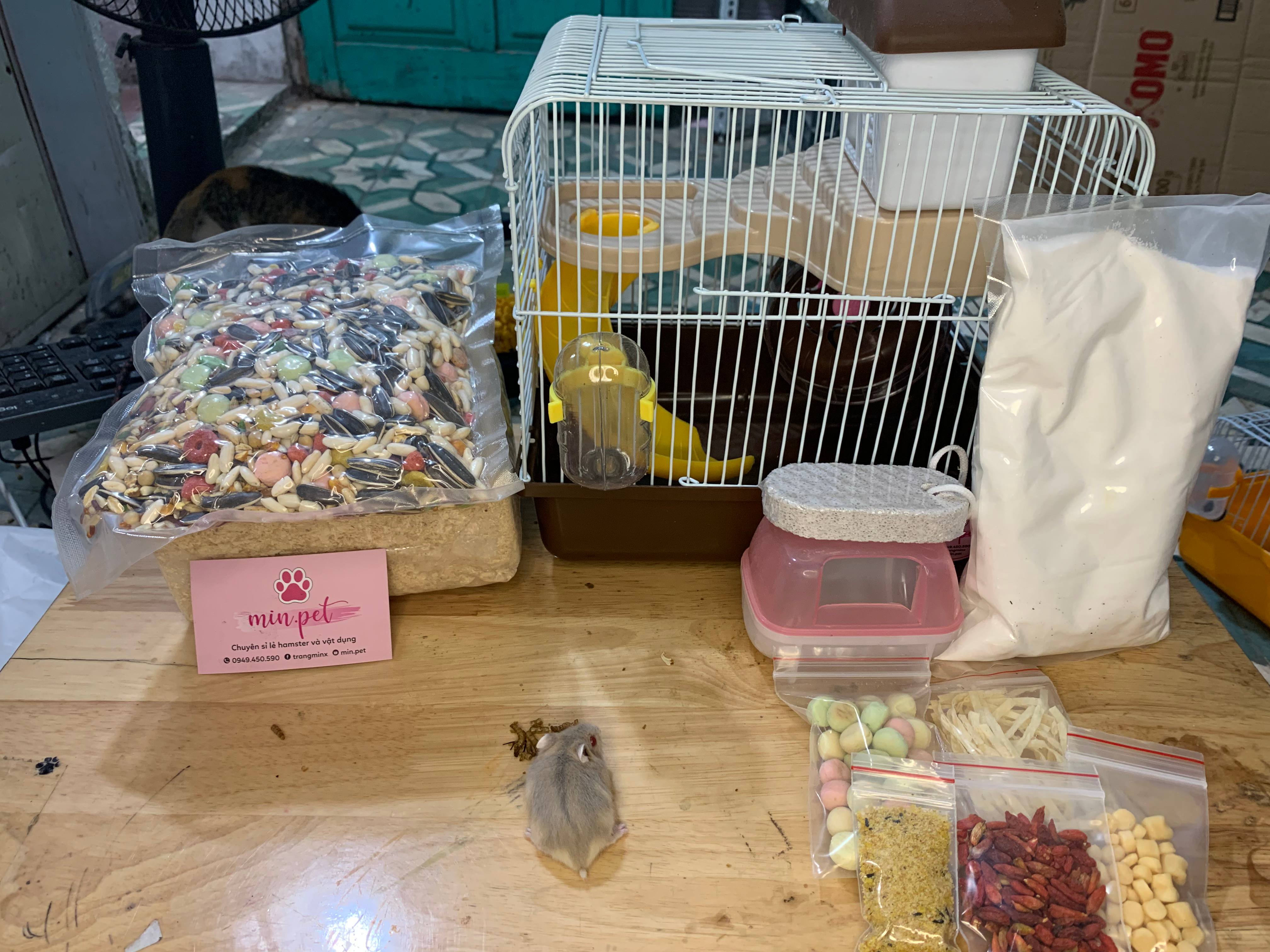 combo đồ nuôi cơ bản hoàng tử ( không kèm hamster )