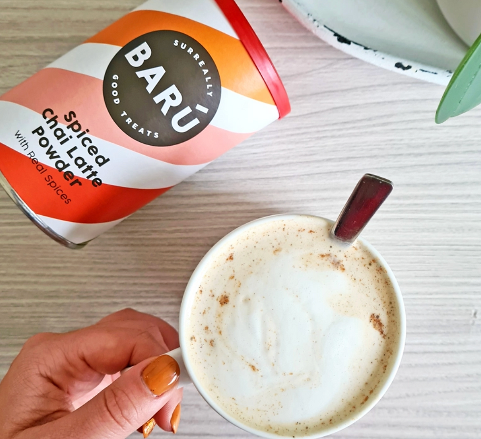 Thumbnail: Een heerlijke zelfgemaakte Spiced Chai Latte van BARU