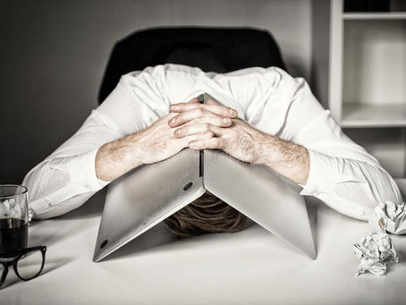Comment reconnaître le stress et l’anxiété élevés en milieu de travail