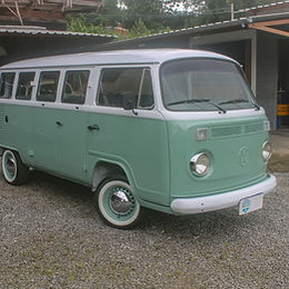 VW Kombi 1600 1995 Saia e Blusa