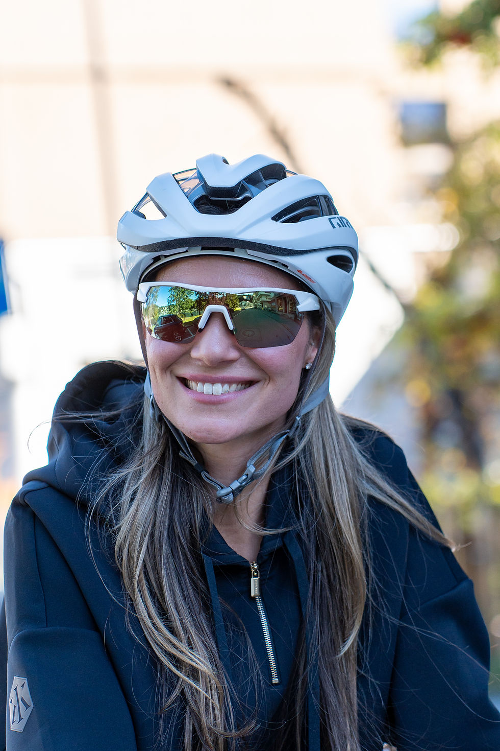 Thumbnail: SF champ Ela Dus - white / Performance - green